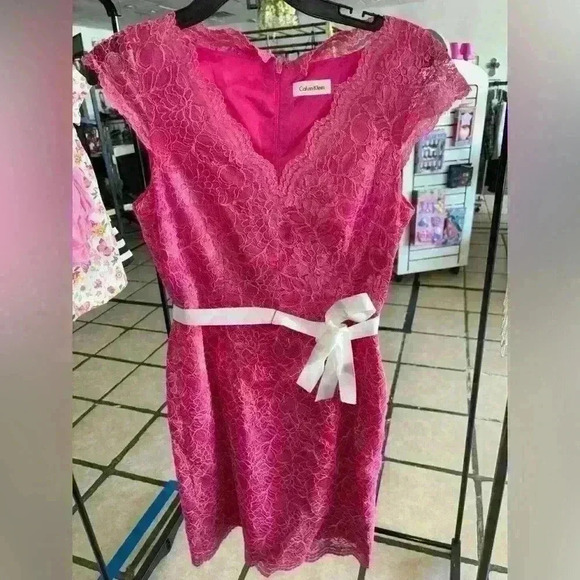 Calvin Klein dress - Picture 2 of 6